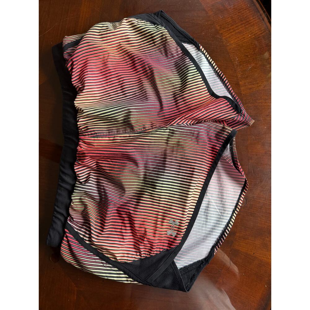 Under Armour HeatGear Womens Running Shorts L Multicolor Stripe Lined Athletic